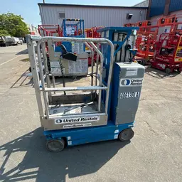 2017 Genie GR-15 Self-Propelled One-Person Lift