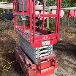 2018 MEC MICRO 19 Scissor Lift