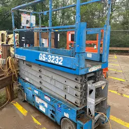 2016 Genie GS-3232 Scissor Lift