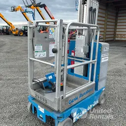 2019 Genie GR-20 Self-Propelled One-Person Lift