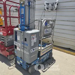 2016 Genie GR-20 Self-Propelled One-Person Lift