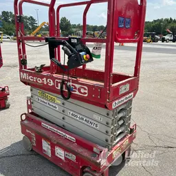 2019 MEC MICRO 19 Scissor Lift
