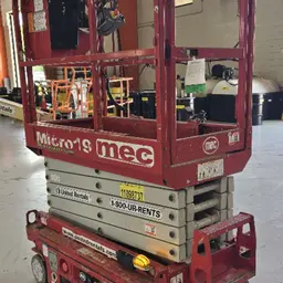 2020 MEC MICRO 19 Scissor Lift