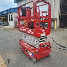 2019 MEC MICRO 19 Scissor Lift