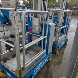 2018 Genie GR-20 Self-Propelled One-Person Lift
