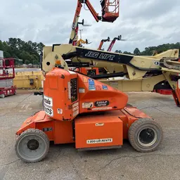 2017 JLG E400AJPN Articulating Boom Lift