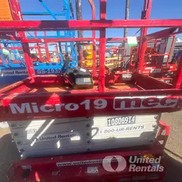2018 MEC MICRO 19 Scissor Lift