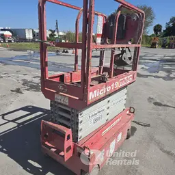 2019 MEC MICRO 19 Scissor Lift
