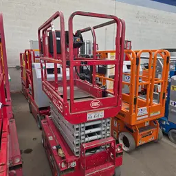 2018 MEC MICRO 19 Scissor Lift