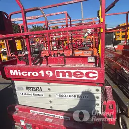 2018 MEC MICRO 19 Scissor Lift