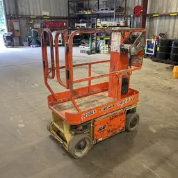 2018 JLG 1230ES Self-Propelled One-Person Lift
