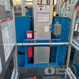 2018 Genie GR-20 Self-Propelled One-Person Lift