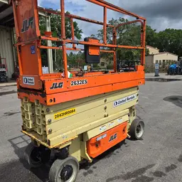 2018 JLG 2632ES Scissor Lift