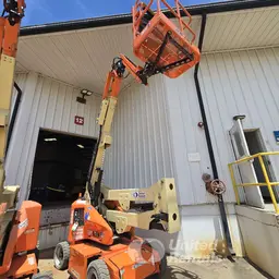 2018 JLG E400AJPN Articulating Boom Lift