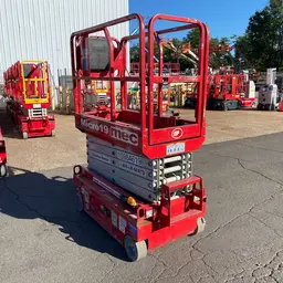 2019 MEC MICRO 19 Scissor Lift