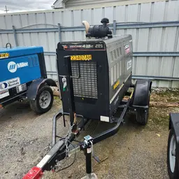 2019 Lincoln Electric VANTAGE 435 Welder