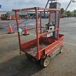 2018 Skyjack SJ16 Self-Propelled One-Person Lift
