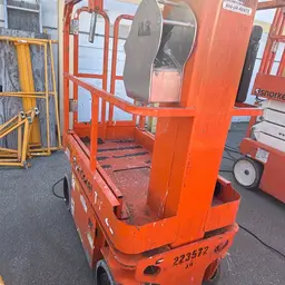 2019 Snorkel TM12E Self-Propelled One-Person Lift