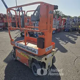 2017 JLG 1230ES Self-Propelled One-Person Lift