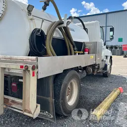 2019 HINO 268DCD4X2