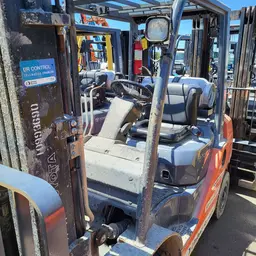 2019 Toyota 8FGU25 Warehouse Forklift