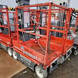 2017 Skyjack SJ12 Self-Propelled One-Person Lift