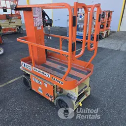 2019 JLG 1230ES Self-Propelled One-Person Lift