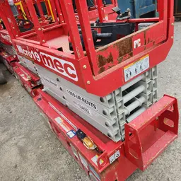 2019 MEC MICRO 19 Scissor Lift