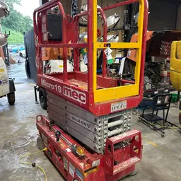 2019 MEC MICRO 19 Scissor Lift