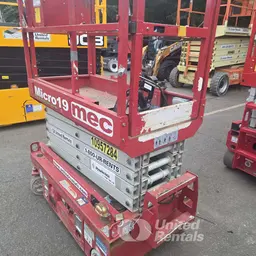 2019 MEC MICRO 19 Scissor Lift