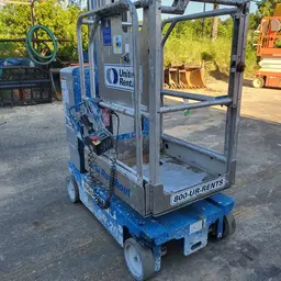 2019 Genie GR-20 Self-Propelled One-Person Lift