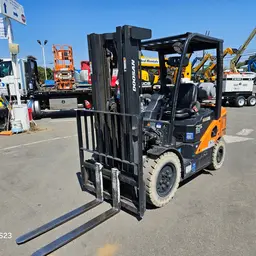 2020 Doosan G25N-7DF Warehouse Forklift