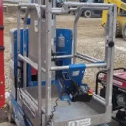 2017 Genie GR-20 Self-Propelled One-Person Lift