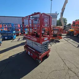 2019 MEC MICRO 19 Scissor Lift