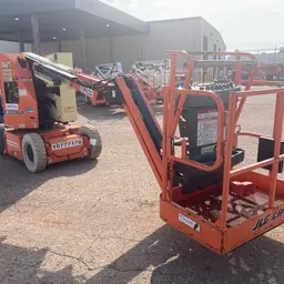 2018 JLG E300AJP Articulating Boom Lift