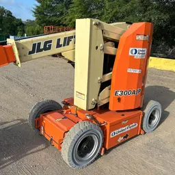 2018 JLG E300AJP Articulating Boom Lift