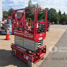 2019 MEC MICRO 19 Scissor Lift