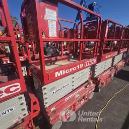 2018 MEC MICRO 19 Scissor Lift