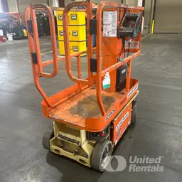 2018 JLG 1230ES Self-Propelled One-Person Lift