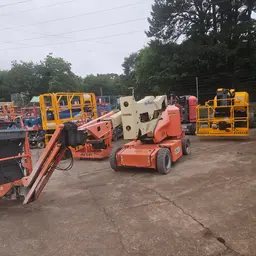 2016 JLG E400AJPN Articulating Boom Lift