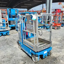 2018 Genie GR-15 Self-Propelled One-Person Lift
