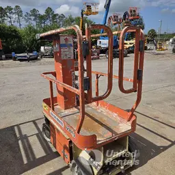 2019 JLG 1230ES Self-Propelled One-Person Lift