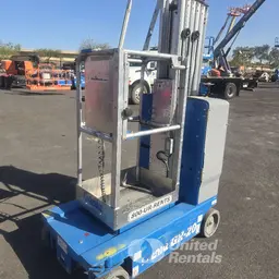 2018 Genie GR-20 Self-Propelled One-Person Lift