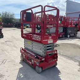 2018 MEC MICRO 19 Scissor Lift