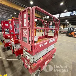 2017 MEC 1930SE Scissor Lift