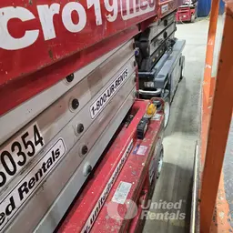 2018 MEC MICRO 19 Scissor Lift
