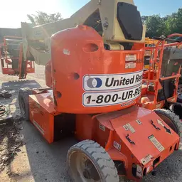 2017 JLG E400AJPN Articulating Boom Lift