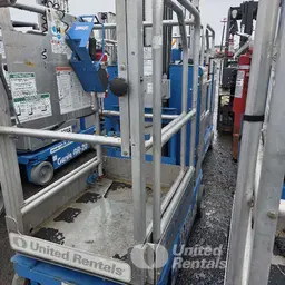 2017 Genie GR-20 Self-Propelled One-Person Lift