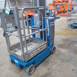 2016 Genie GR-20 Self-Propelled One-Person Lift
