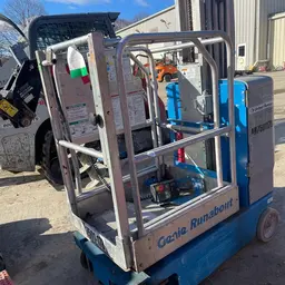 2018 Genie GR-20 Self-Propelled One-Person Lift